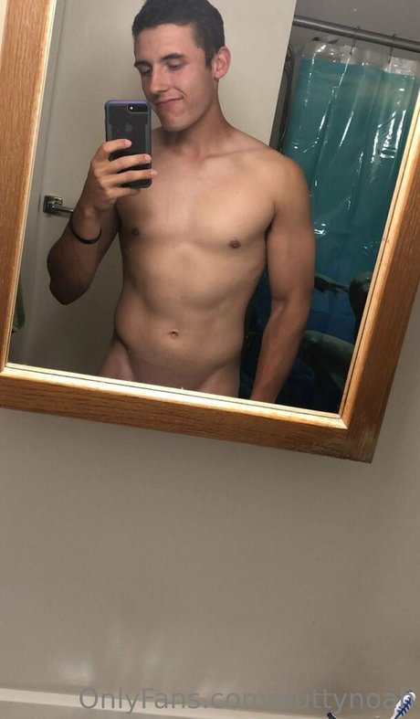 Nacktes geleaktes OnlyFans-Foto von Nuttynoah