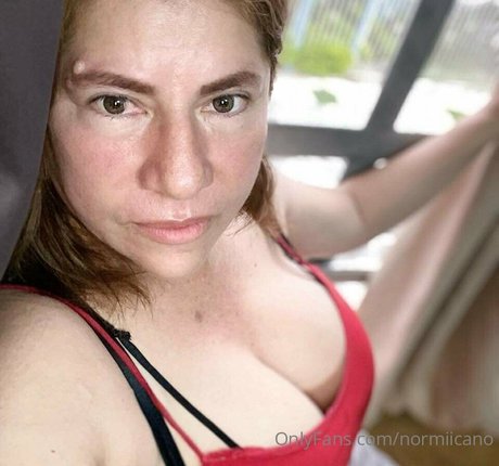 Nacktes geleaktes OnlyFans-Foto von Normiiof