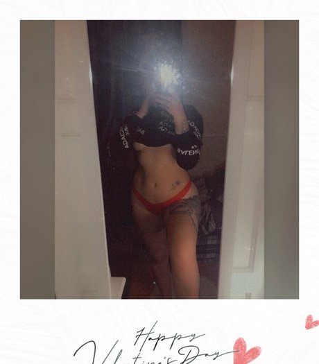 Nacktes geleaktes OnlyFans-Foto von Kyxxx