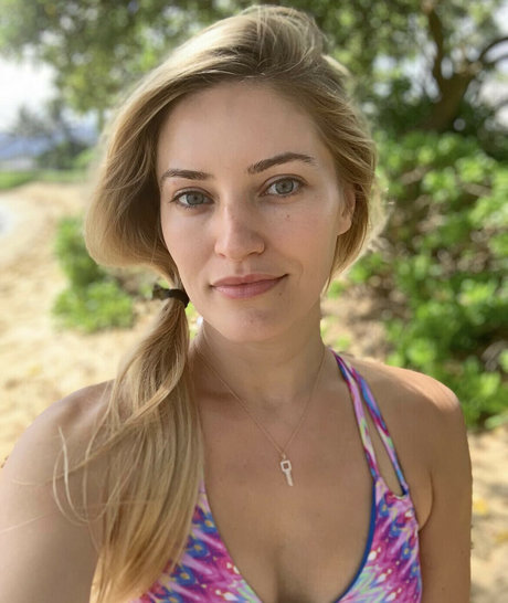 Ijustine