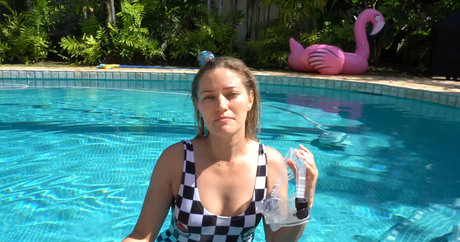 Nacktes geleaktes OnlyFans-Foto von Ijustine