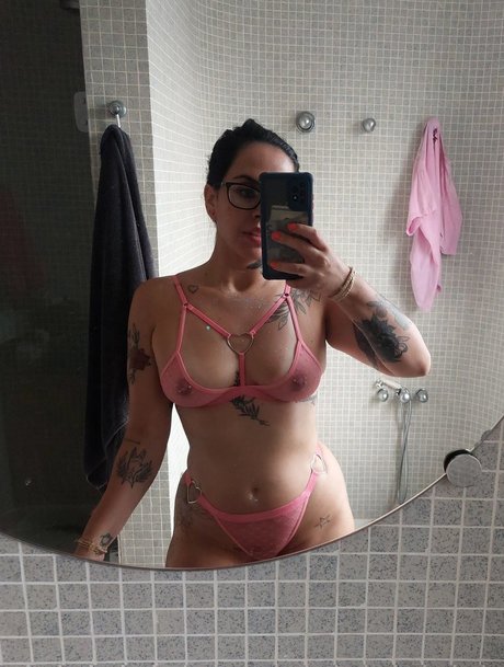 Nacktes geleaktes OnlyFans-Foto von Demonica
