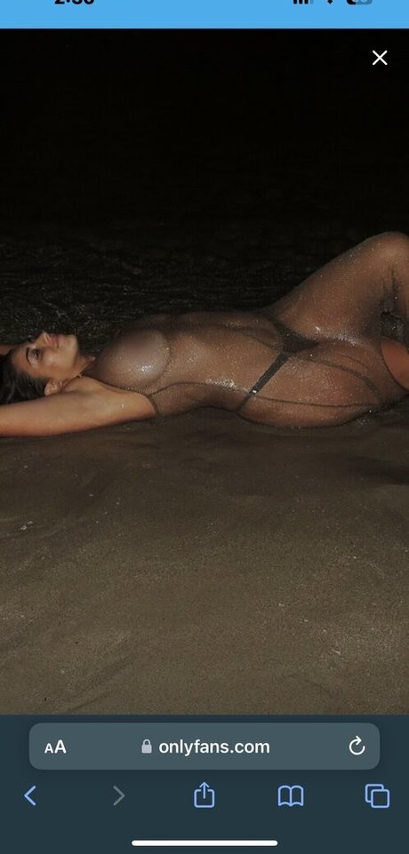 Nacktes geleaktes OnlyFans-Foto von Lyss Savage