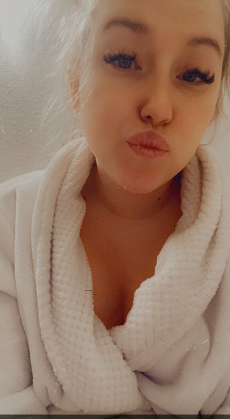 Nacktes geleaktes OnlyFans-Foto von Princessbrooke1996