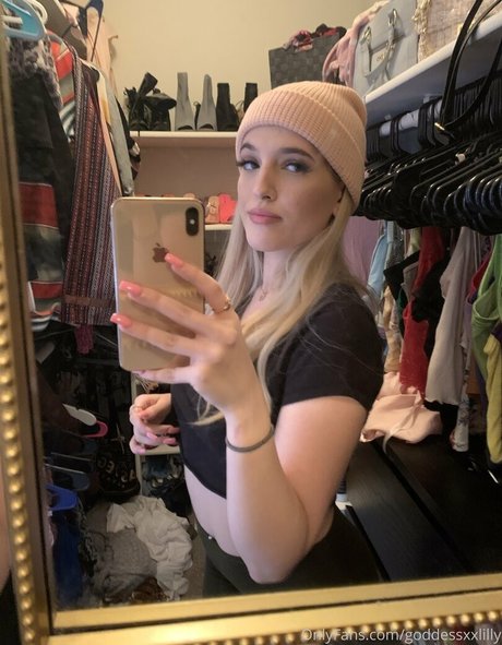 Lillyxmaefree