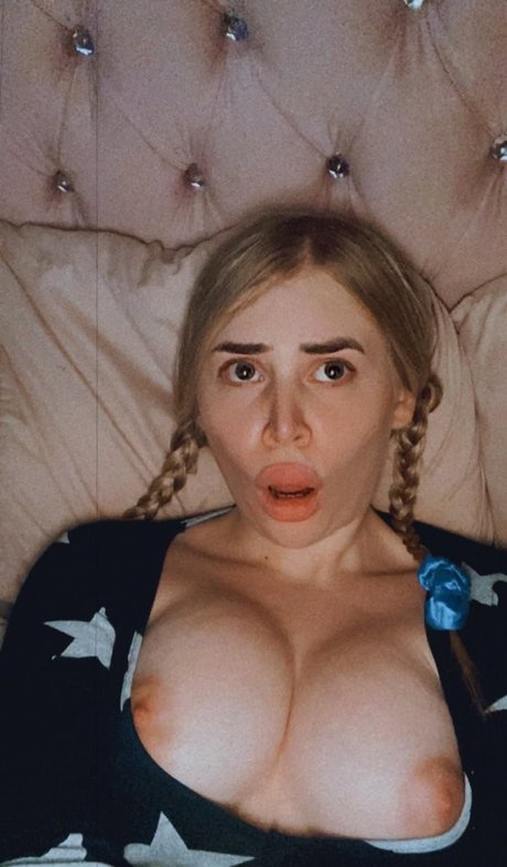 Nacktes geleaktes OnlyFans-Foto von Latinmoniquexx