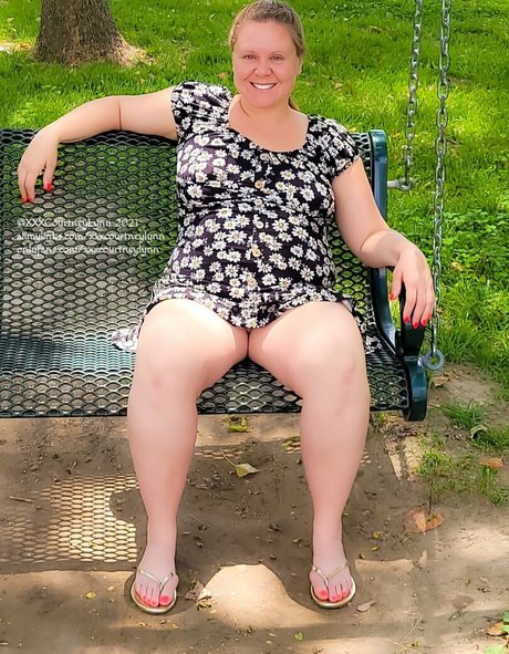 Nacktes geleaktes OnlyFans-Foto von Freexxxcourtneylynn