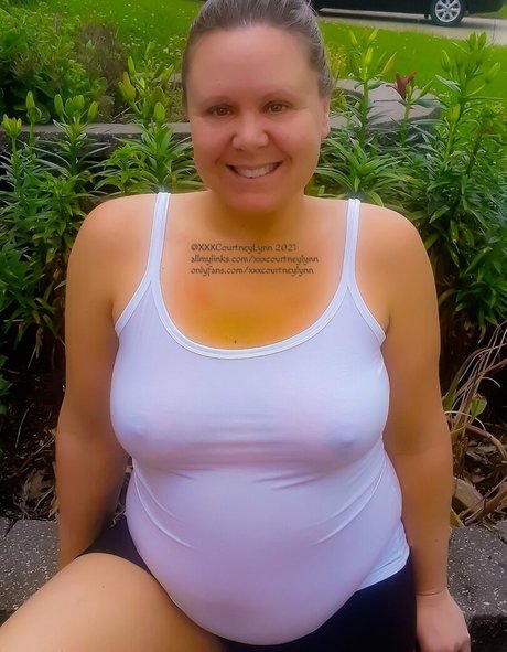Nacktes geleaktes OnlyFans-Foto von Freexxxcourtneylynn