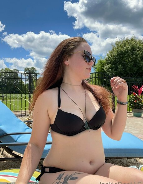 Nacktes geleaktes OnlyFans-Foto von Snackupjackie