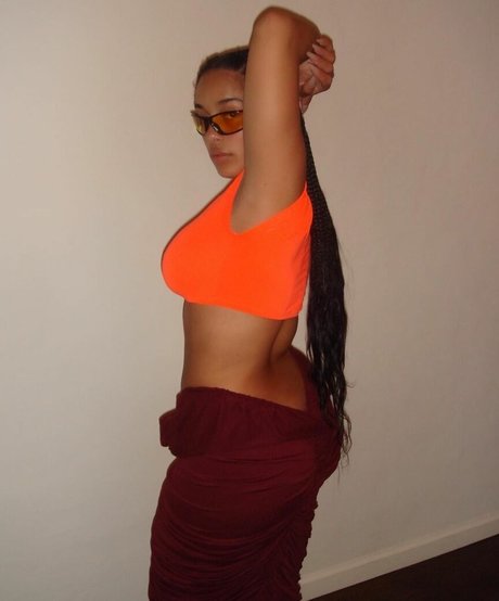 Nacktes geleaktes OnlyFans-Foto von Jorja Smith