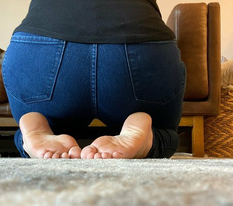 Nacktes geleaktes OnlyFans-Foto von Fingerstoessolesfree