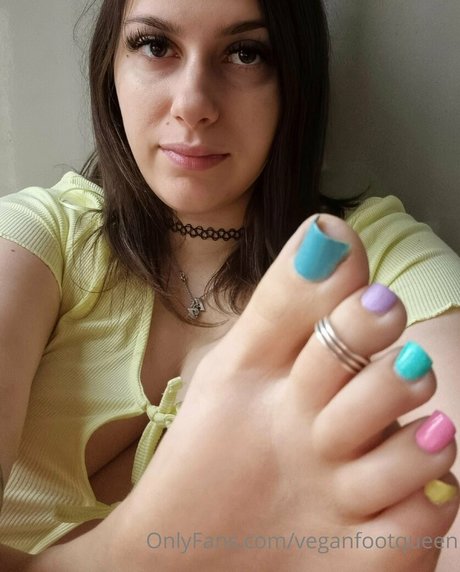 Nacktes geleaktes OnlyFans-Foto von Veganfootqueen