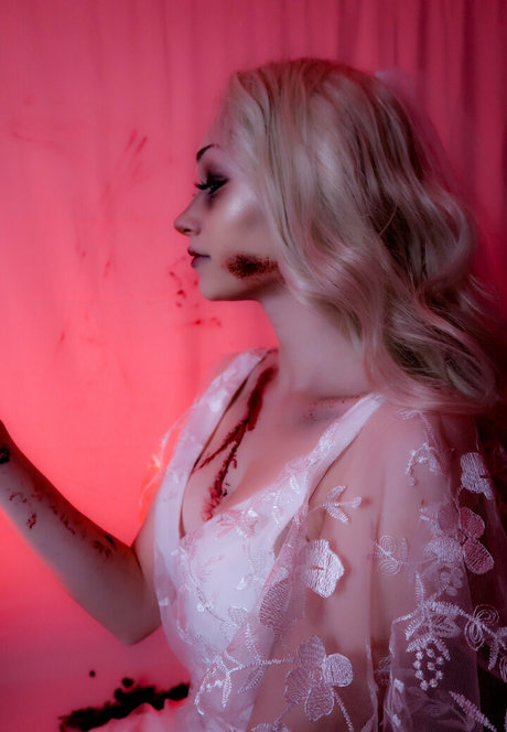 Nacktes geleaktes OnlyFans-Foto von Louvrissa