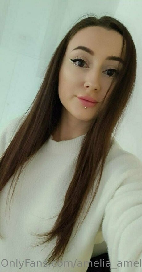 Nacktes geleaktes OnlyFans-Foto von Ameliaameli