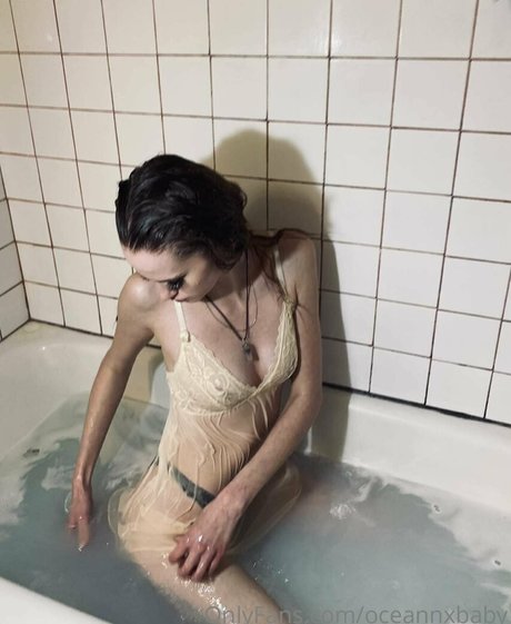Nacktes geleaktes OnlyFans-Foto von Oceannxbaby