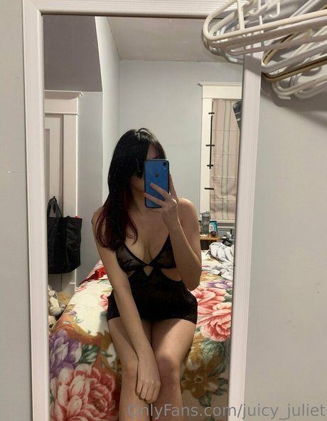 Nacktes geleaktes OnlyFans-Foto von Juicyjuliet