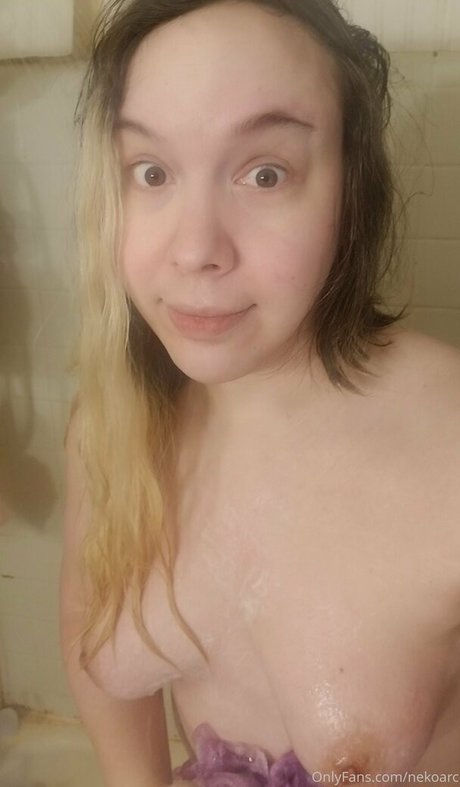 Nacktes geleaktes OnlyFans-Foto von Nekoarc