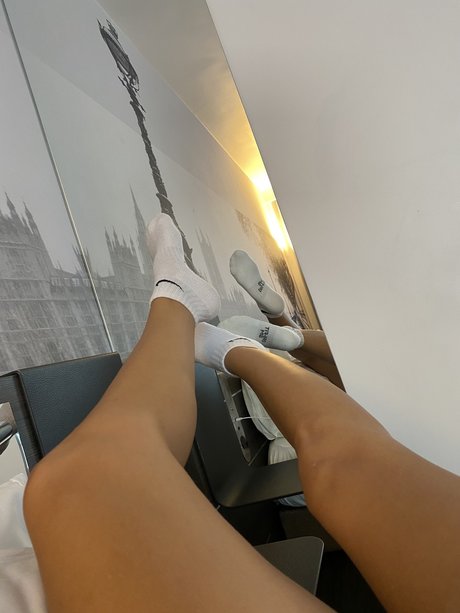 Nacktes geleaktes OnlyFans-Foto von Chlobfeet