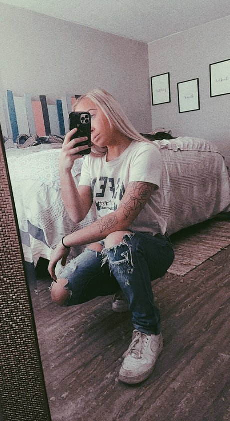 Nacktes geleaktes OnlyFans-Foto von Mandy