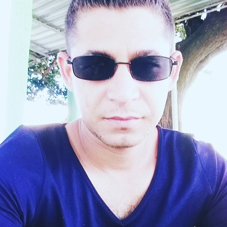 Nacktes geleaktes OnlyFans-Foto von Alexander Prez
