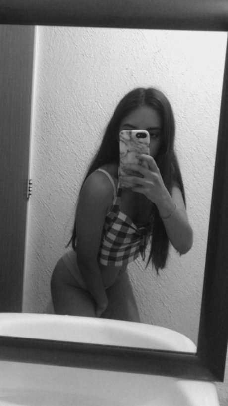 Nacktes geleaktes OnlyFans-Foto von Chio Jm