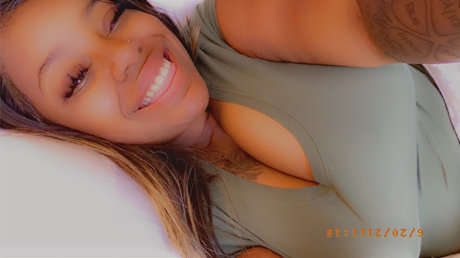 Nacktes geleaktes OnlyFans-Foto von Asia 