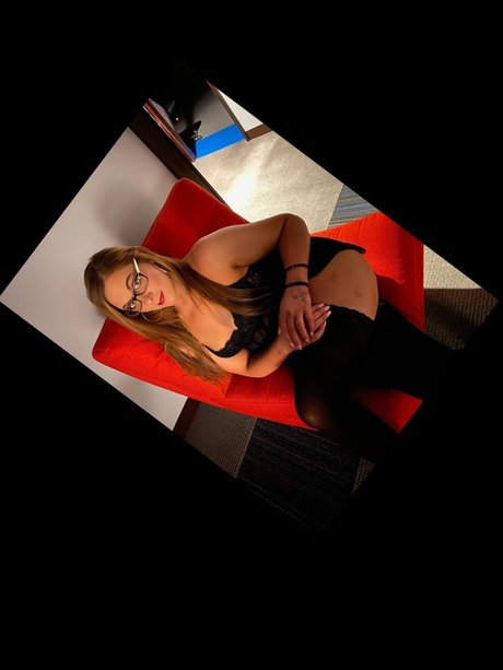 Nacktes geleaktes OnlyFans-Foto von Natalie