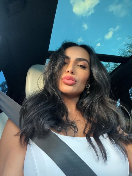 Nacktes geleaktes OnlyFans-Foto von Aline Mineiro