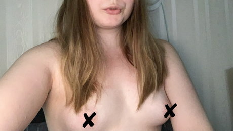 Nacktes geleaktes OnlyFans-Foto von Elise