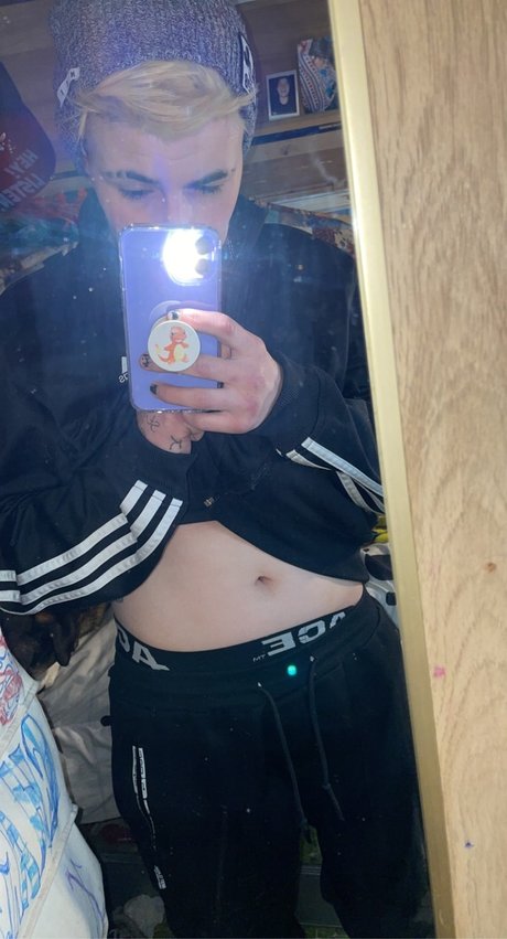 Nacktes geleaktes OnlyFans-Foto von Charlie Xavier