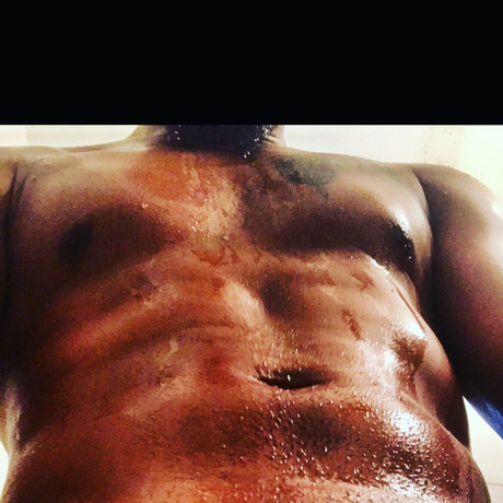 Nacktes geleaktes OnlyFans-Foto von North Fetti