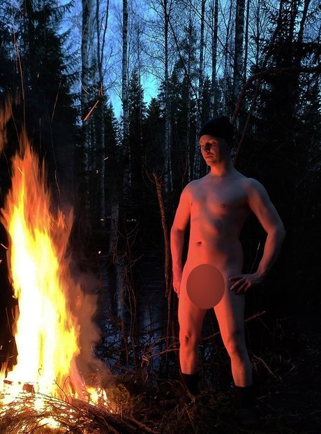 Nacktes geleaktes OnlyFans-Foto von North Adventurer
