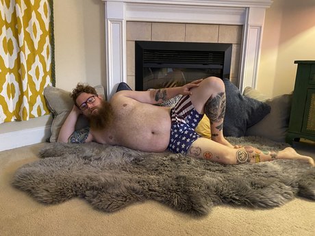 Nacktes geleaktes OnlyFans-Foto von Joe