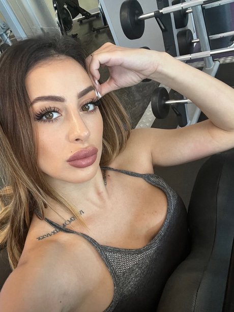 Nacktes geleaktes OnlyFans-Foto von Superviziata