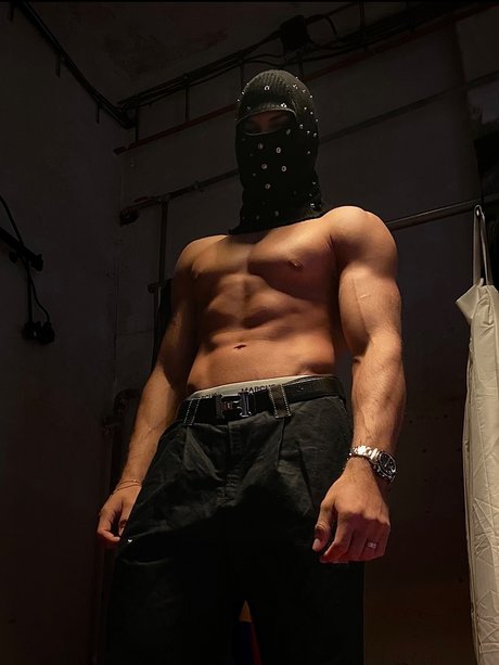  Aesthetic Gym God 