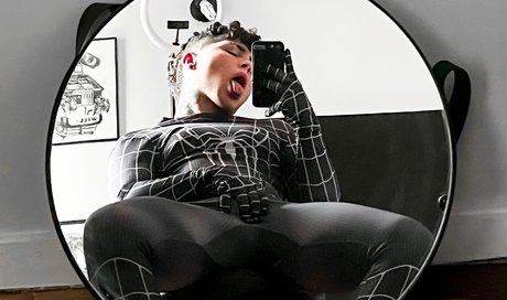 Nacktes geleaktes OnlyFans-Foto von Drico