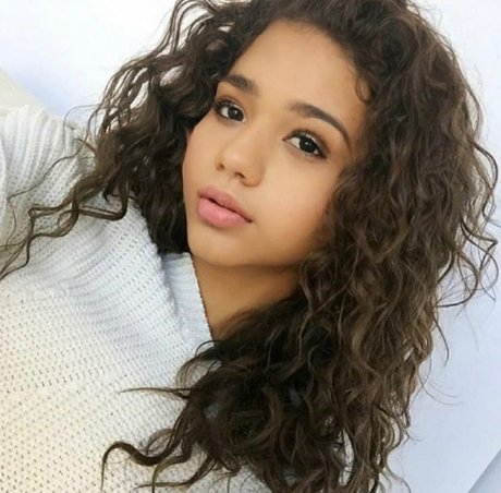 Nacktes geleaktes OnlyFans-Foto von Aliz