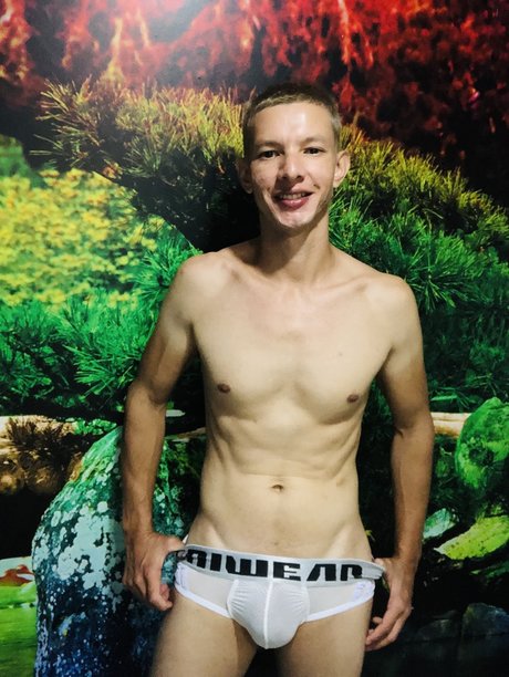 Nacktes geleaktes OnlyFans-Foto von Alex Adams