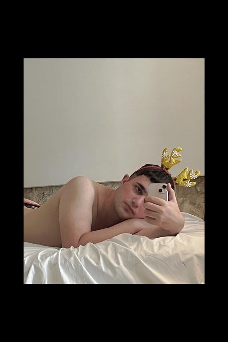 Nacktes geleaktes OnlyFans-Foto von Alessandro