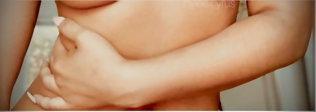 Nacktes geleaktes OnlyFans-Foto von Nyleecyrus