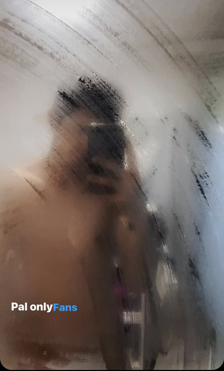 Nacktes geleaktes OnlyFans-Foto von Nicolas