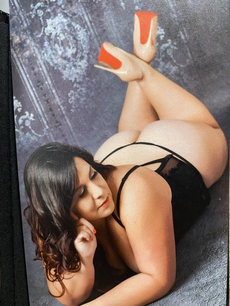 Nacktes geleaktes OnlyFans-Foto von Nurse Jennifer