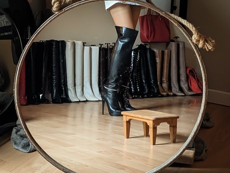 Nacktes geleaktes OnlyFans-Foto von Mistress Blanche