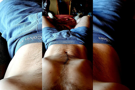 Nacktes geleaktes OnlyFans-Foto von Country Cowboy Xxx Rugged Hairy Farmer