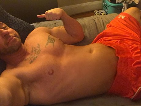 Nacktes geleaktes OnlyFans-Foto von Dan