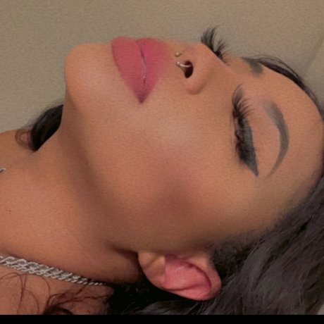 Nacktes geleaktes OnlyFans-Foto von Angie