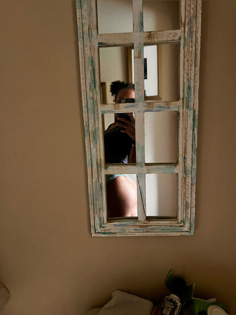 Nacktes geleaktes OnlyFans-Foto von Ari