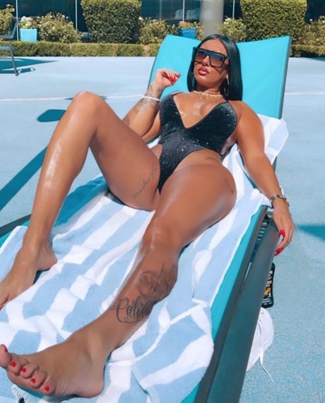 Nacktes geleaktes OnlyFans-Foto von Trap3tar