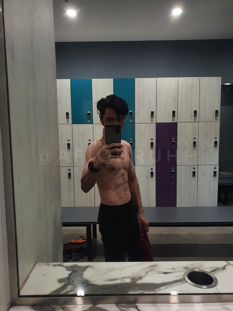 Nacktes geleaktes OnlyFans-Foto von Afiqbruhh