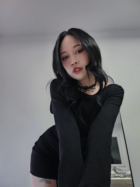 Nacktes geleaktes OnlyFans-Foto von Babylilaaaa
